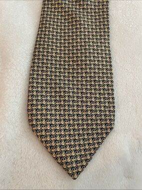 Brooks Basics Yellow Turtle Pattern Silk Tie 3.5"/61"